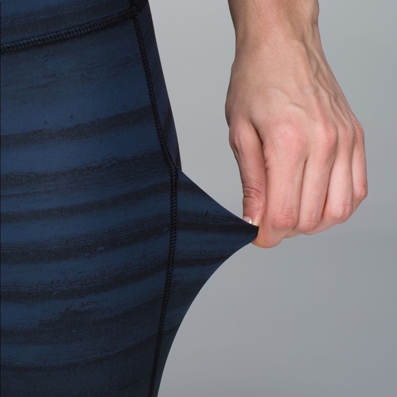 Lululemon Speed Tight III *All Full-On Luxtreme 2 - Picture 8 of 13